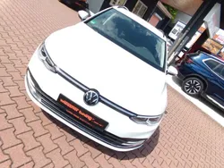 Weiß Gebraucht 2022 VW Golf VIII Style Kombi | 24.942 € (Guter Preis)