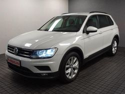 Oryxweiã perlmutteffekt Gebraucht 2017 VW Tiguan Trendline SUV | 13.690 € (Teuer)