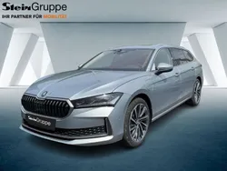 Silber Neu 2025 Skoda Superb LAURIN & KLEMENT Kombi | 62.389 €