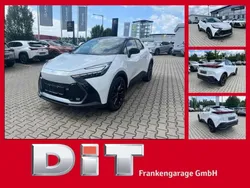 Platinumweiß perleffekt / dach Gebraucht 2024 Toyota C-HR Sport SUV | 35.990 €