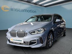 Grau Gebraucht 2024 BMW 120 Kleinwagen | 31.549 €