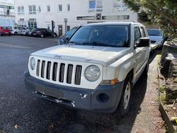 Weiß Gebraucht 2008 Jeep Patriot Limited SUV | 1.390 €