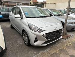Silber Gebraucht 2021 Hyundai i10 Select Kleinwagen | 8.600 € (Superpreis)