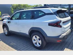 Weiß Neu 2025 Dacia Bigster Essentiel SUV | 25.990 € (Fairer Preis)