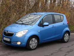 Blau Gebraucht 2010 Opel Agila Edition Kleinwagen | 1.950 € (Fairer Preis)