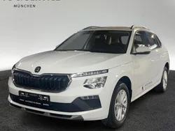 Weiß Neu 2025 Skoda Kamiq Selection SUV | 28.950 € (Fairer Preis)