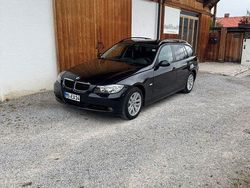 Schwarz Gebraucht 2008 BMW 318 Sport Line Kombi | 6.400 € (Teuer)
