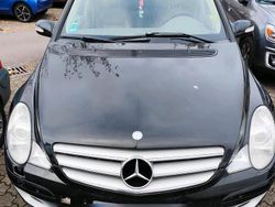 Schwarz Gebraucht 2006 Mercedes R320 Van / Kleinbus | 3.900 € (Guter Preis)