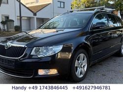 Schwarz Gebraucht 2013 Skoda Superb Ambition Kombi | 6.790 € (Superpreis)