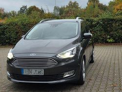 Braun Gebraucht 2016 Ford Grand C-Max Titanium Van / Kleinbus | 14.500 € (Teuer)