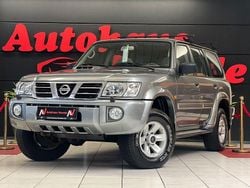 Grau Gebraucht 2004 Nissan Patrol SUV | 28.990 € (Teuer)
