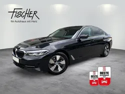 Black sapphire metallic Gebraucht 2021 BMW 530 Sport Line Limousine | 29.980 € (Superpreis)