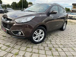 Braun Gebraucht 2010 Hyundai ix35 Premium SUV | 5.399 € (Guter Preis)