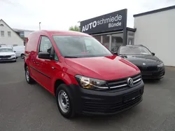 Kirschrot Gebraucht 2020 VW Caddy Van / Kleinbus | 12.900 € (Fairer Preis)