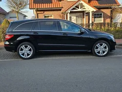 Schwarz Gebraucht 2011 Mercedes R350 Van / Kleinbus | 12.990 € (Etwas zu teuer)
