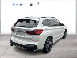 Weiß metallic Gebraucht 2021 BMW X1 M Sport SUV | 33.320 €