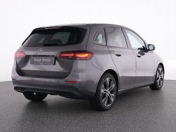 Gebraucht 2024 Mercedes B200 Van / Kleinbus | 34.285 € (Fairer Preis)