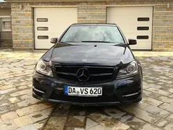 Schwarz Gebraucht 2012 Mercedes C250 Avantgarde Limousine | 10.500 € (Etwas zu teuer)