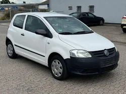 Weiß Gebraucht 2009 VW Fox Kleinwagen | 1.950 € (Fairer Preis)