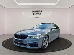 Grau Gebraucht 2018 BMW 550 Kombi | 33.490 € (Guter Preis)