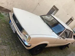 Weiß Gebraucht 1976 Ford Taunus Limousine | 4.260 €