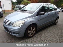 Blau Gebraucht 2005 Mercedes B170 Van / Kleinbus | 1.999 € (Teuer)