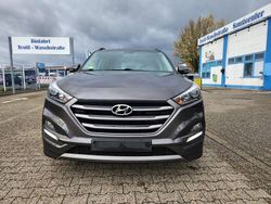 Grau Gebraucht 2016 Hyundai Tucson Style SUV | 11.800 € (Guter Preis)