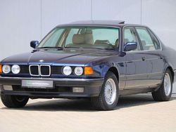 Royal blau metallic Gebraucht 1988 BMW 735 Limousine | 14.735 €