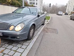 Blau Gebraucht 2005 Mercedes E200 Elegance Limousine | 5.500 € (Fairer Preis)