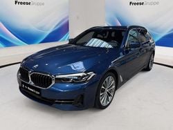 Blau Gebraucht 2022 BMW 520 | 36.990 € (Fairer Preis)