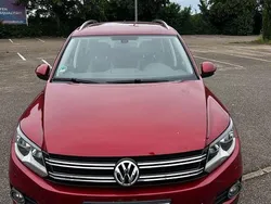 Rot Gebraucht 2013 VW Tiguan Life SUV | 8.300 € (Guter Preis)