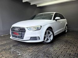 Weiß Gebraucht 2018 Audi A3 Sport Limousine | 14.990 € (Fairer Preis)