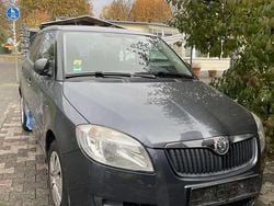 Grau Gebraucht 2009 Skoda Fabia Classic Kleinwagen | 1.200 € (Superpreis)