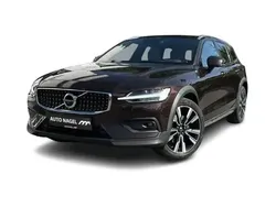 Braun Gebraucht 2020 Volvo V60 CC Pro Kombi | 33.389 € (Teuer)