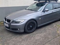 Grau Gebraucht 2009 BMW 318 Performance Kombi | 5.500 € (Fairer Preis)