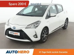 Weiß Gebraucht 2018 Toyota Yaris Hybrid Team Kleinwagen | 14.430 € (Fairer Preis)