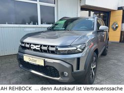 Grau Gebraucht 2024 Dacia Duster Journey SUV | 29.990 € (Etwas zu teuer)
