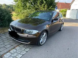 Braun Gebraucht 2010 BMW 130 Lifestyle Kleinwagen | 8.990 € (Guter Preis)