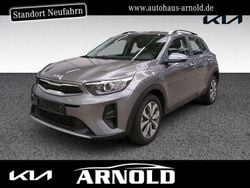 Astrograu Gebraucht 2025 Kia Stonic Vision SUV | 19.750 € (Superpreis)