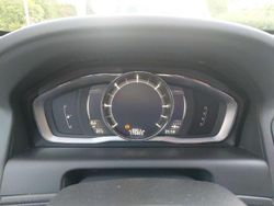 Weiß Gebraucht 2016 Volvo XC60 Inscription SUV | 17.900 € (Fairer Preis)