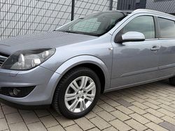 Lichtsilber m2 Gebraucht 2010 Opel Astra Kombi | 3.990 € (Guter Preis)