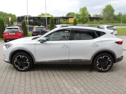 Nevadaweiss (metallic) Gebraucht 2024 Cupra Formentor SUV | 25.950 € (Superpreis)