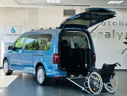 Blau Gebraucht 2019 VW Caddy Maxi Highline Van / Kleinbus | 44.950 €