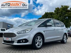 Silber Gebraucht 2017 Ford S-MAX Business Edition Van / Kleinbus | 14.790 € (Fairer Preis)