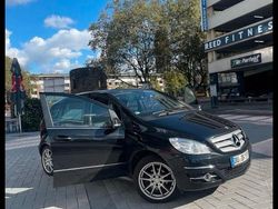 Schwarz Gebraucht 2011 Mercedes B180 Van / Kleinbus | 6.200 € (Fairer Preis)