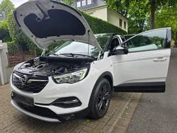 Weiß Gebraucht 2021 Opel Grandland X Ultimate SUV | 17.850 € (Guter Preis)