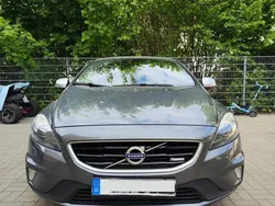 Grau Gebraucht 2013 Volvo V40 R-Design Kombi | 11.500 € (Teuer)