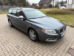 Grau Gebraucht 2010 Volvo C70 Kombi | 3.999 €