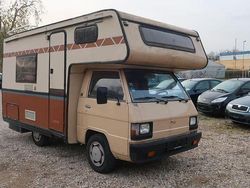 Beige Gebraucht 1986 Mitsubishi L300 Van / Kleinbus | 3.900 €