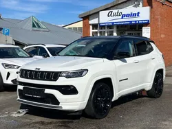 Weiß Gebraucht 2022 Jeep Compass SUV | 19.900 € (Guter Preis)